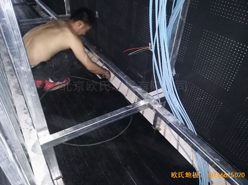 �ӱ��ȷ�����ͬ�ČW(xu��)У���_�w���ذ���b����