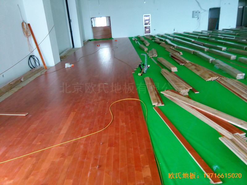 �Ͼ��ֿڅ^(q��)��(f��)�dС�W(xu��)�\���^�\��ľ�ذ尲�b����3