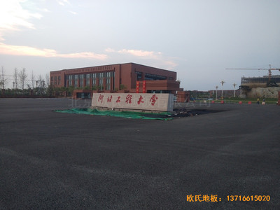 �ӱ����̴�W��У�^(q��)�@���^�w��ľ�ذ���b����